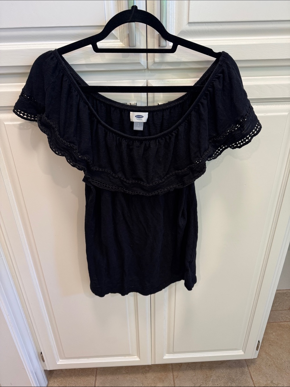 Old Navy Black Off-Shoulder Ruffle Top
